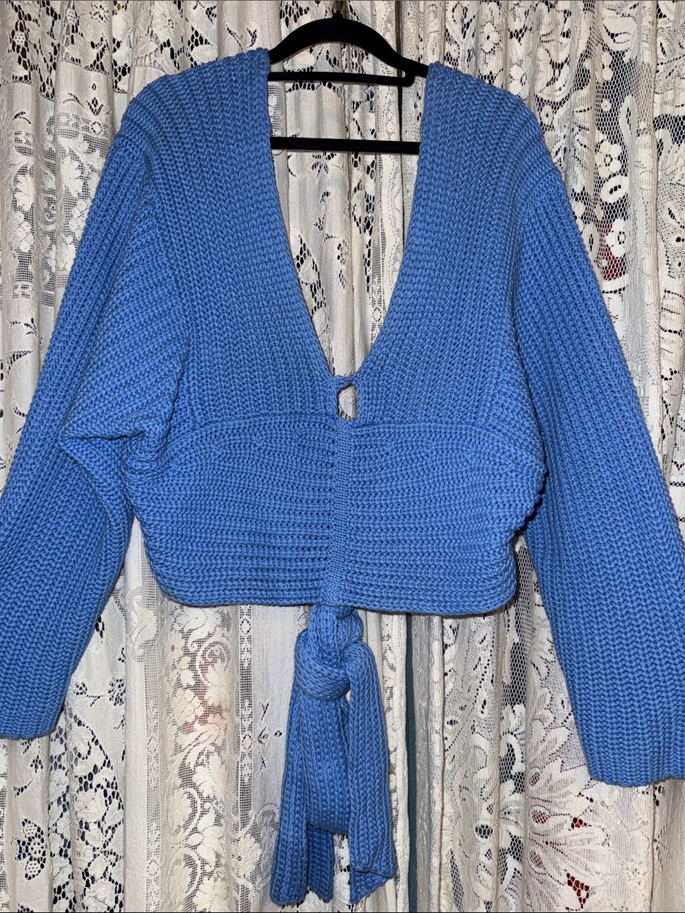 Atoir Blue Cropped V-Neck open back Sweater